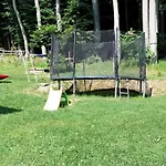 Pod Lesom Penzión pre hostí 3*