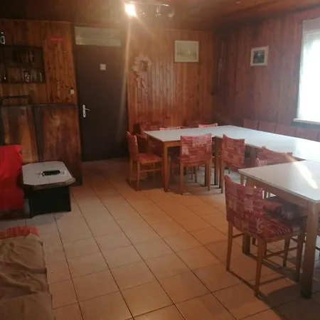 Pod Lesom Casa de hóspedes Modra